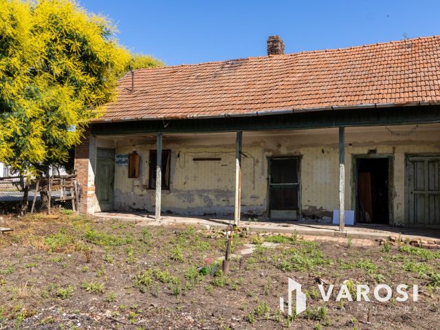 Felújítandó/ bontandó ház Jaminában