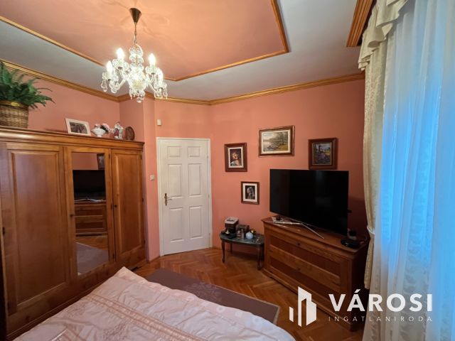 Debrecen Csendes Madárdalos Részén Szép Családi Otthon