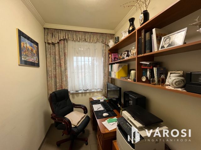 Debrecen Csendes Madárdalos Részén Szép Családi Otthon