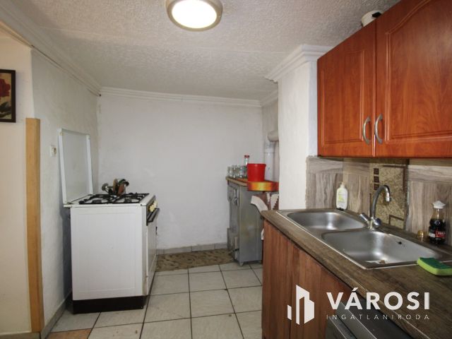 Tip-top családi ház Sarkad teleki részén