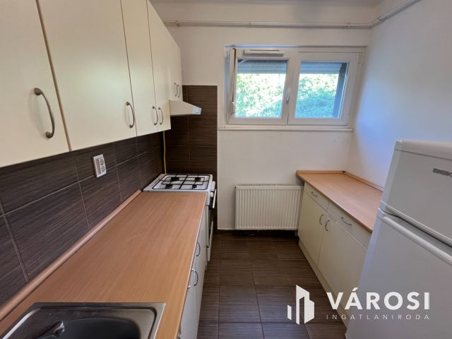 Debrecen, Egyetem melletti jó lakás jó helyen!