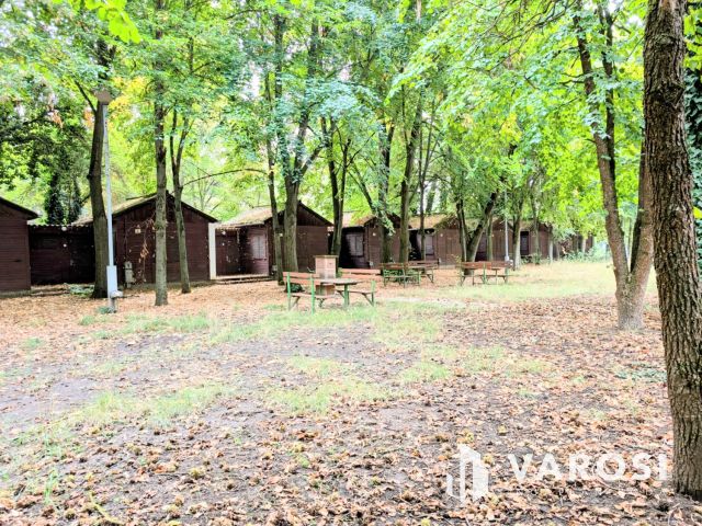 Nyaralókomplexum Szarvason-Kivételes Lehetőség a Vízparton!