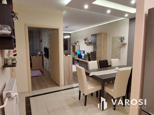 Felújított, modern lakás 5 percre a belvároshoz!