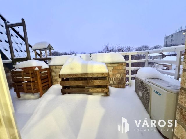 Belvárosi fiatalos szép lakás ELADÓ!