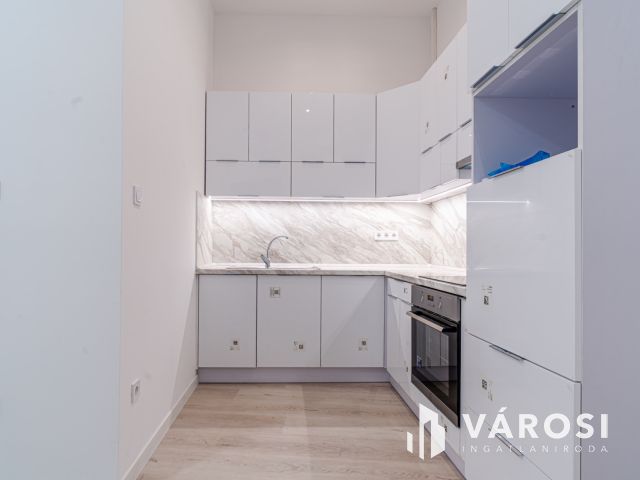 Akár lakni akár befektetni Vásárhely belvárosában 04