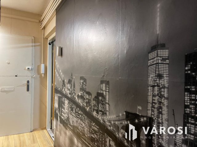 Három szobás panel lakás a Lencsésin