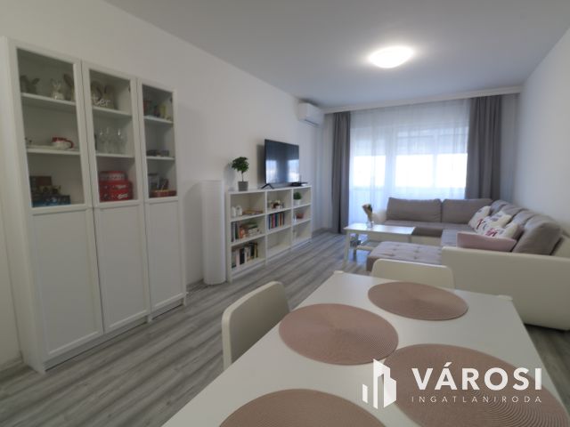 Etelka sori csodaszép lakás.