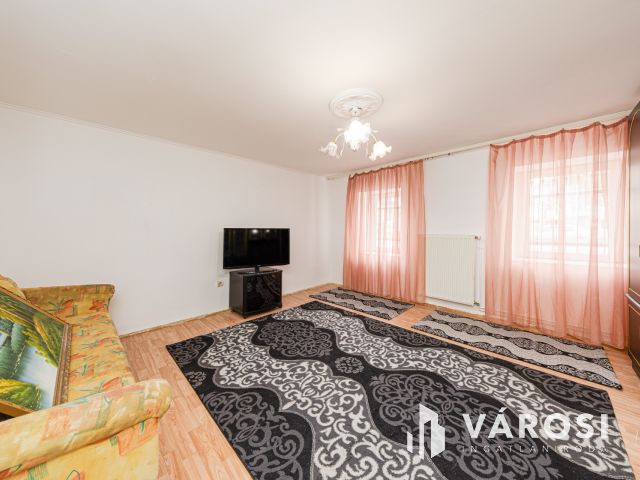 Sarki telek, vagy családi ház