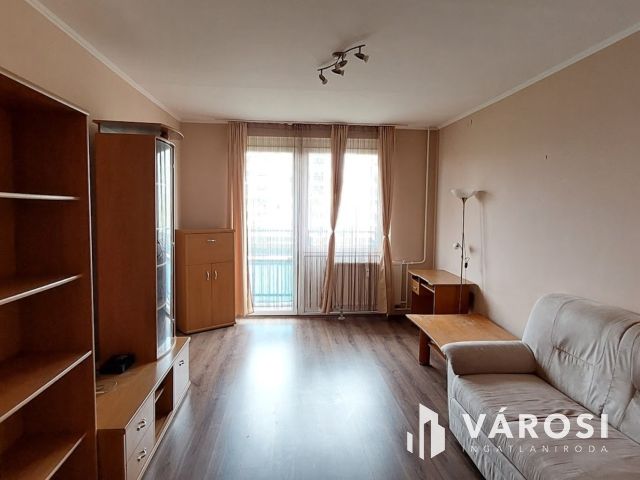 Azonnal költözhető felújított lakás Debrecen Tócóskertben